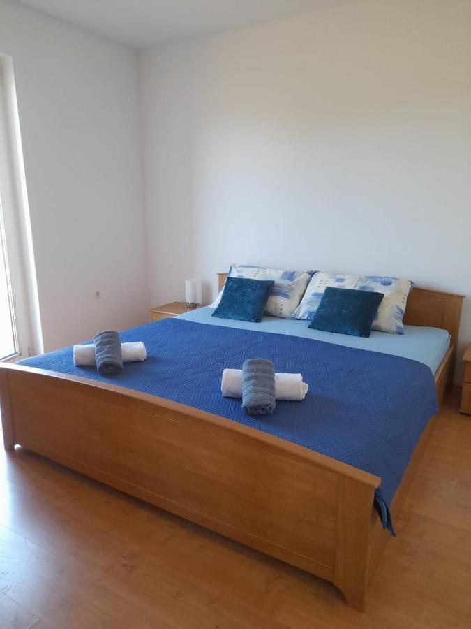 Holiday Home Anita Unesic Экстерьер фото
