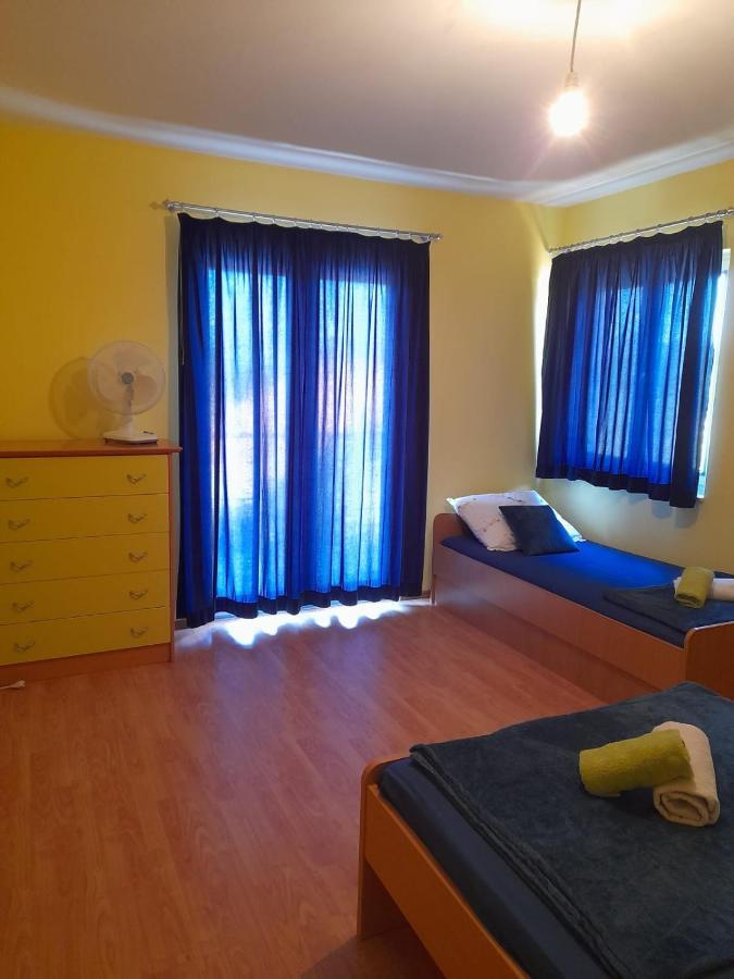 Holiday Home Anita Unesic Экстерьер фото